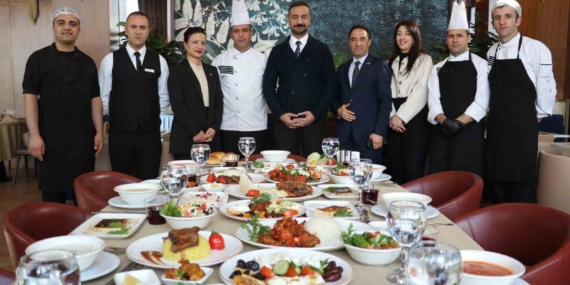 Hilton zengin iftar sofrası ile Ramazan’a hazır