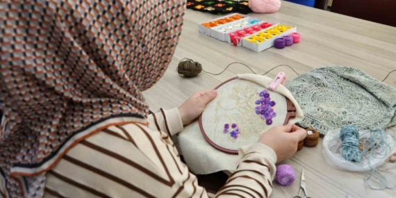 Van Büyükşehir Belediyesi’nin kadınlara yönelik kursları başladı